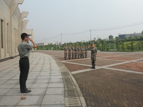 中南大学：军事技能成为竞选国防生骨干门槛