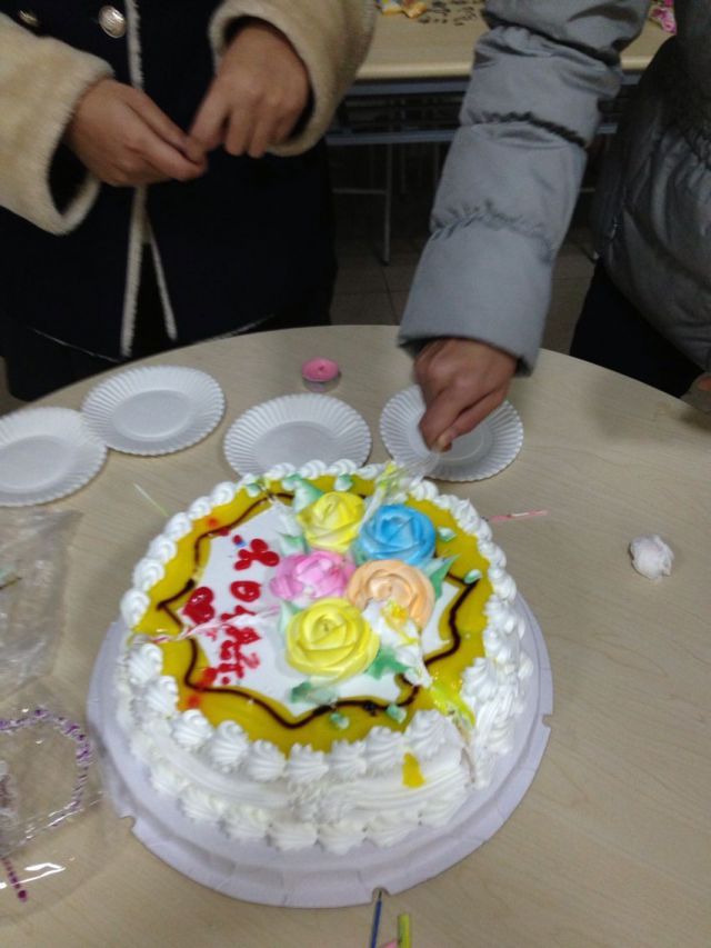 山大南新爱协生日晚会 爱协大家温暖家人